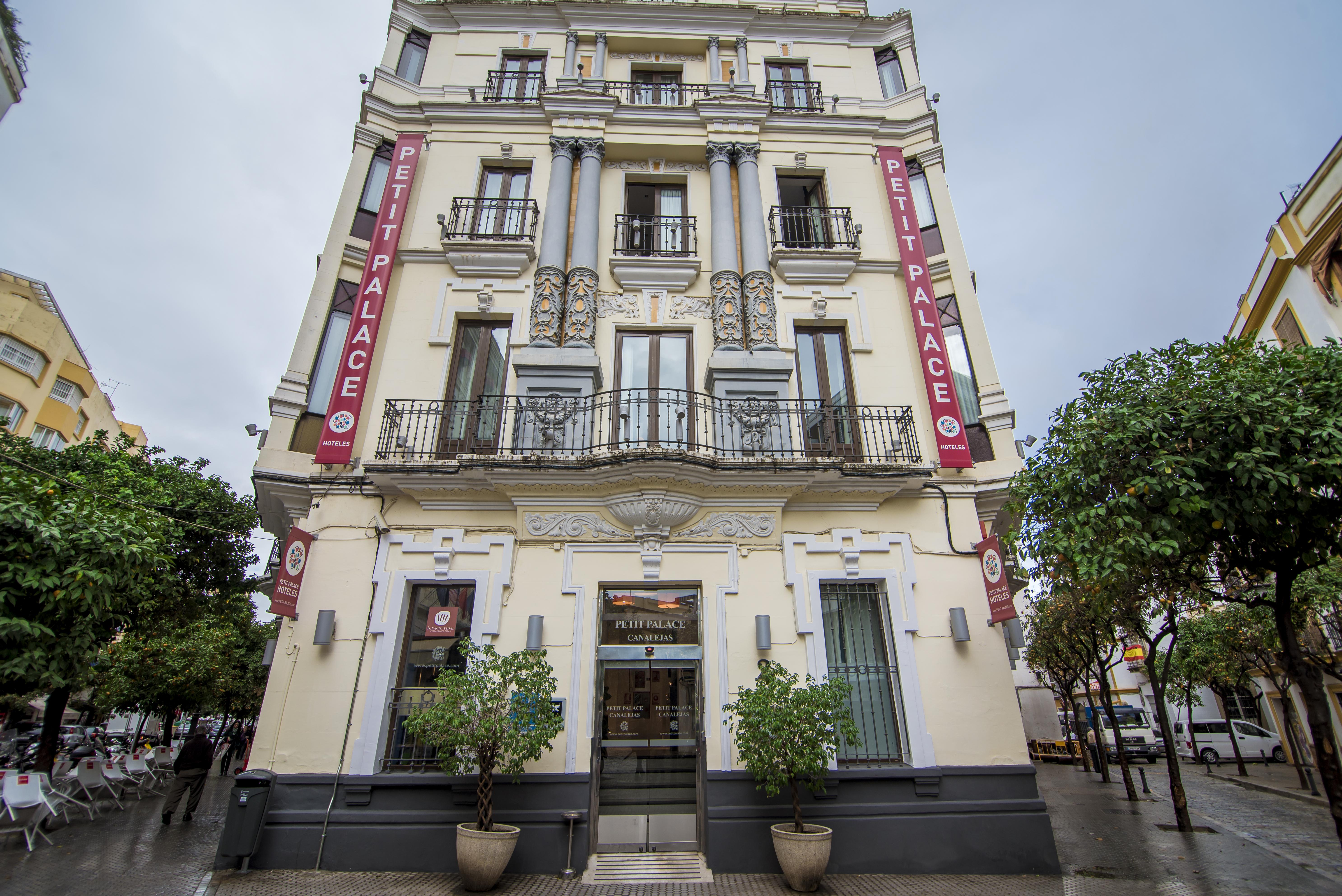 Petit Palace Canalejas Sevilla Exterior photo